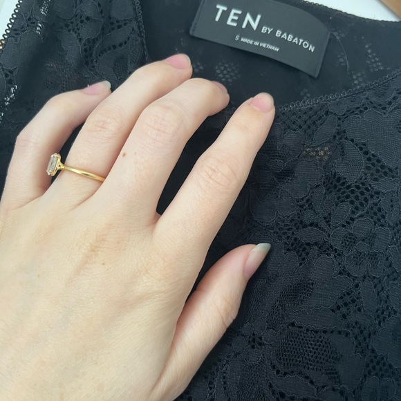 Aritzia Babaton Reel Bodysuit Black Lace - Picture 3 of 8